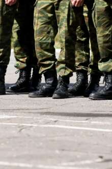 Militares